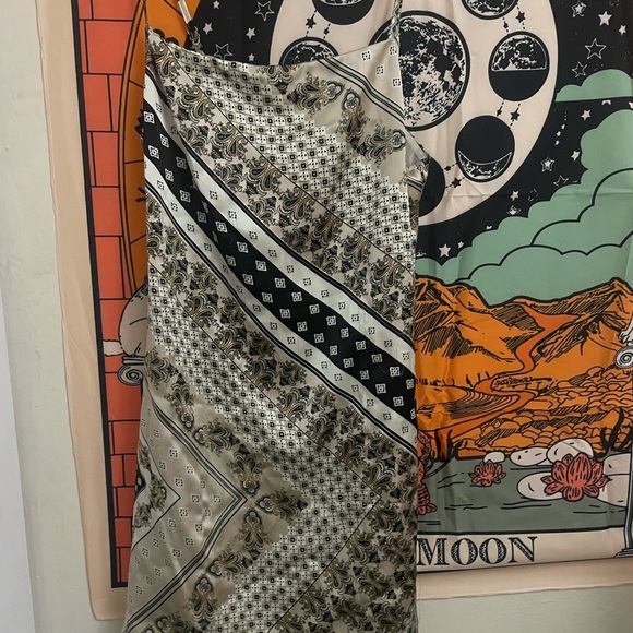 Dresses & Skirts - Slip mini dress